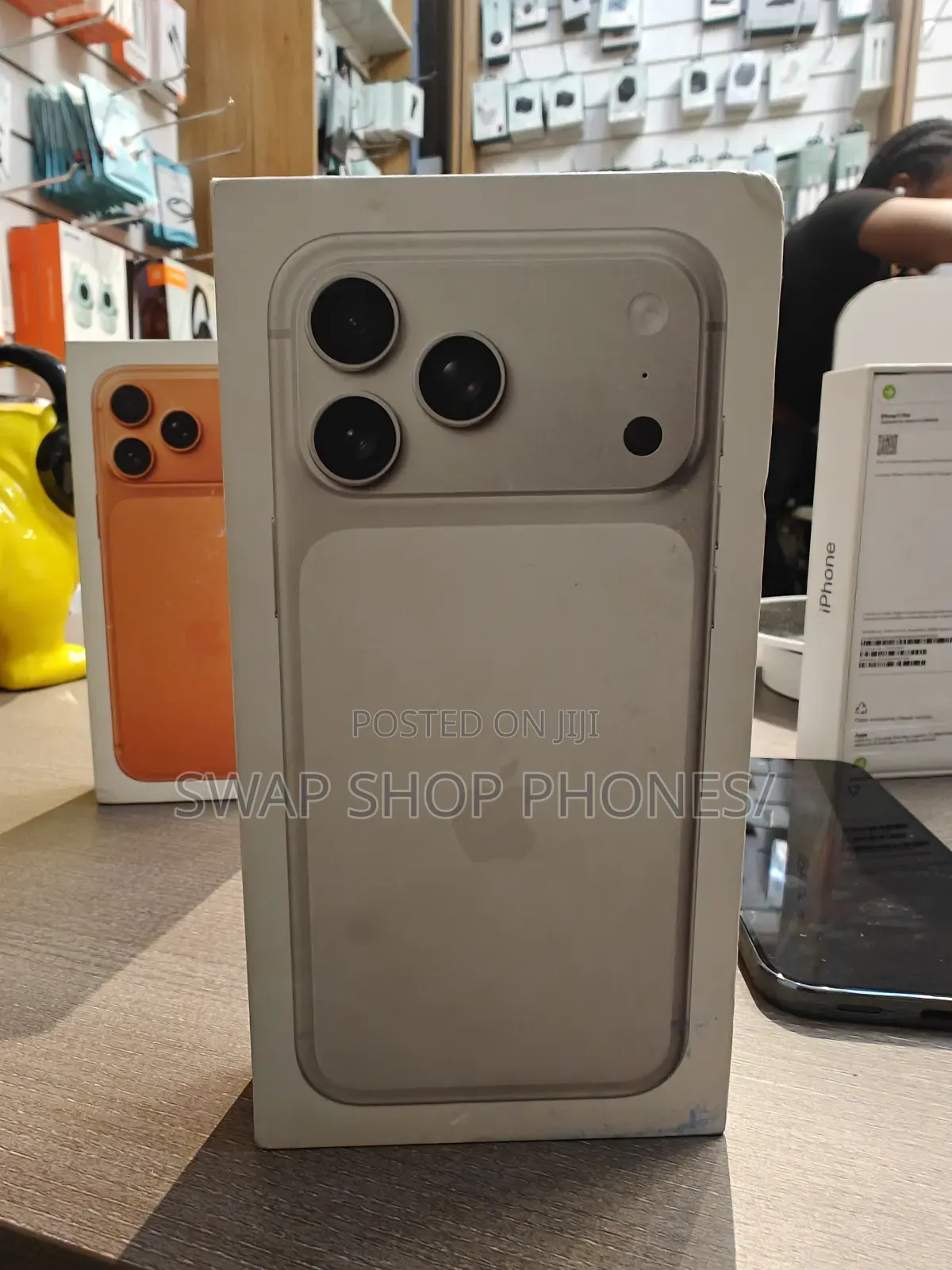 New Apple iPhone 17 Pro Max 1 TB Silver