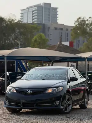 Toyota Camry SE 4dr Sedan (2.5L 4cyl 6A) 2013 Black