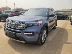 Ford Explorer Limited 2021 Blue