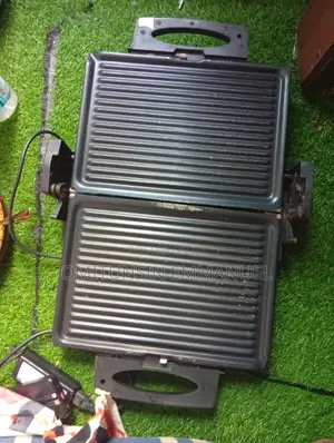 Silver Crest German Toasting Machine With 180° Wide Griller