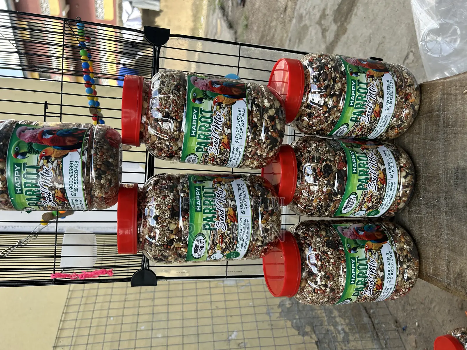 Parrot Feed