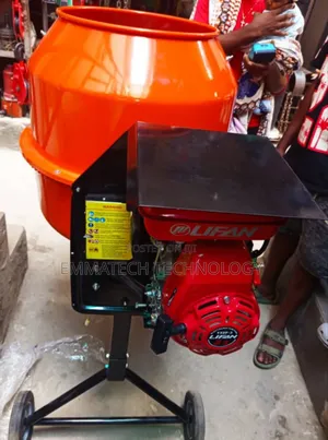 Gasoline 200 Liter Concrete Mixer