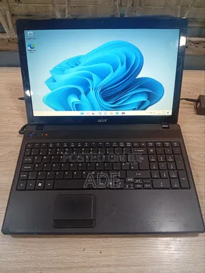 Laptop Acer Aspire 5742 8GB Intel Core I3 HDD 320GB