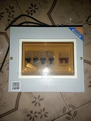 Fairly Used 4 Way Distribution Board and Circuit Breaker for Sale