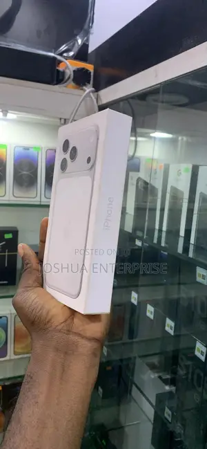 New Apple iPhone 17 Pro Max 256 GB Silver