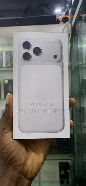 New Apple iPhone 17 Pro Max 256 GB Silver