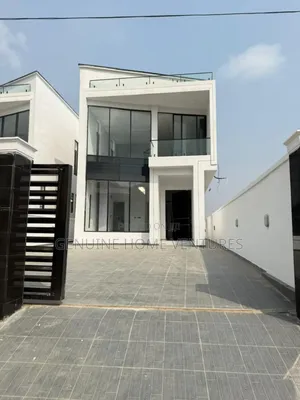 5bdrm Duplex in Chevron for sale