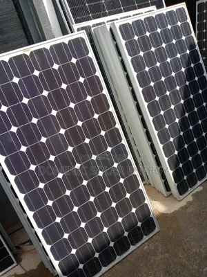 300watts 72cells Mono Canadian Solar Panel
