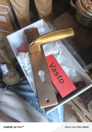 Vasto Quality Cylinder With Engine and Handle