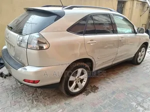 Lexus RX 330 2005 Gold