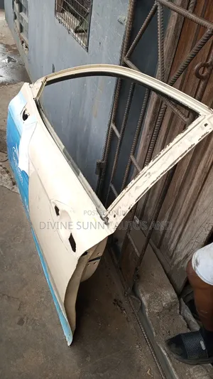 Camry 2018 Front Driver Side Door