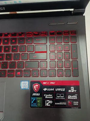 Laptop MSI GV62 7RC 8GB Intel Core I5 HDD+SSD 750GB