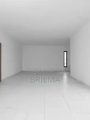 3bedrooms Flat With Bq