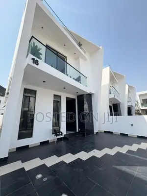 4bdrm House in Dpkay District, Lekki Phase 2 for sale