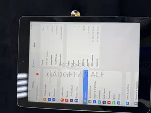 Apple iPad Air 16 GB Black