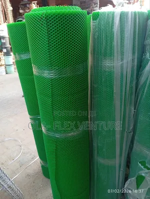 Plastic Wire Mesh 1.5meter by 30meter.10mm ,20kg