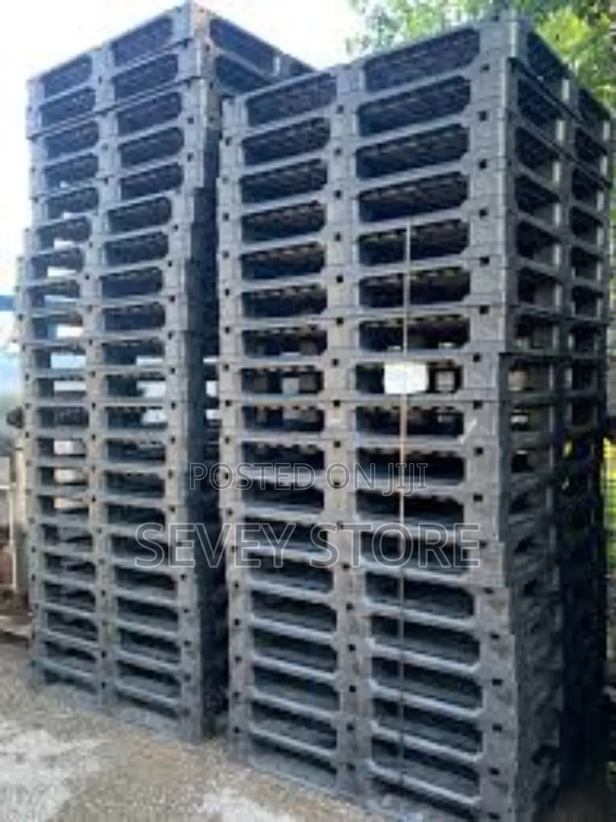 Plastic Pallets for Home Use Storage