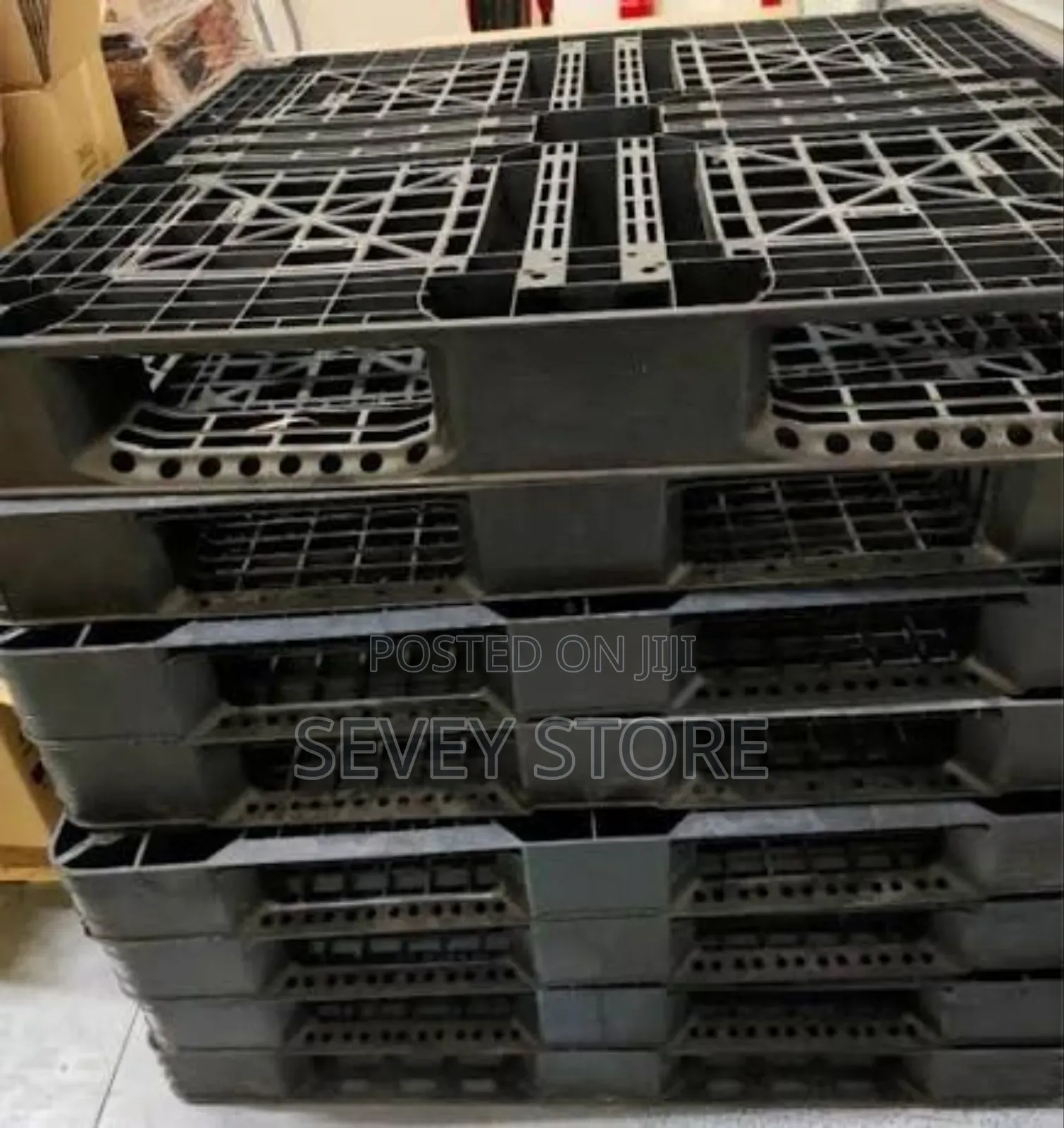 Plastic Pallets for Home Use Storage