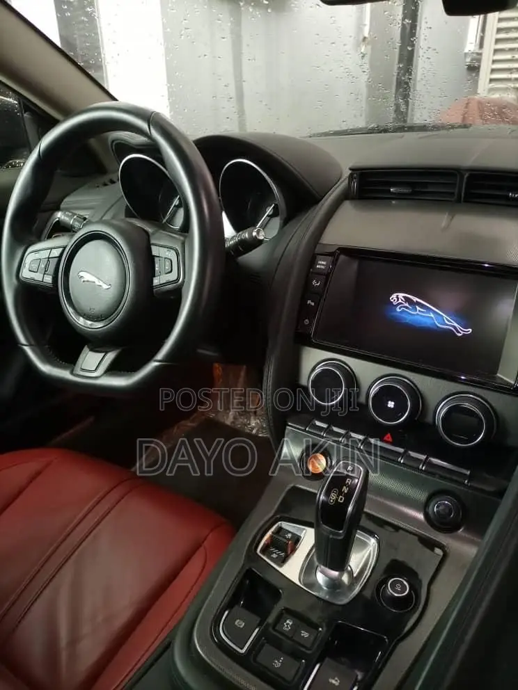 Jaguar F-Type 2014 Black