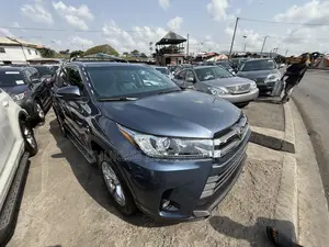 Toyota Highlander Limited V6 4x4 (3.5L 6cyl 6A) 2016 Blue