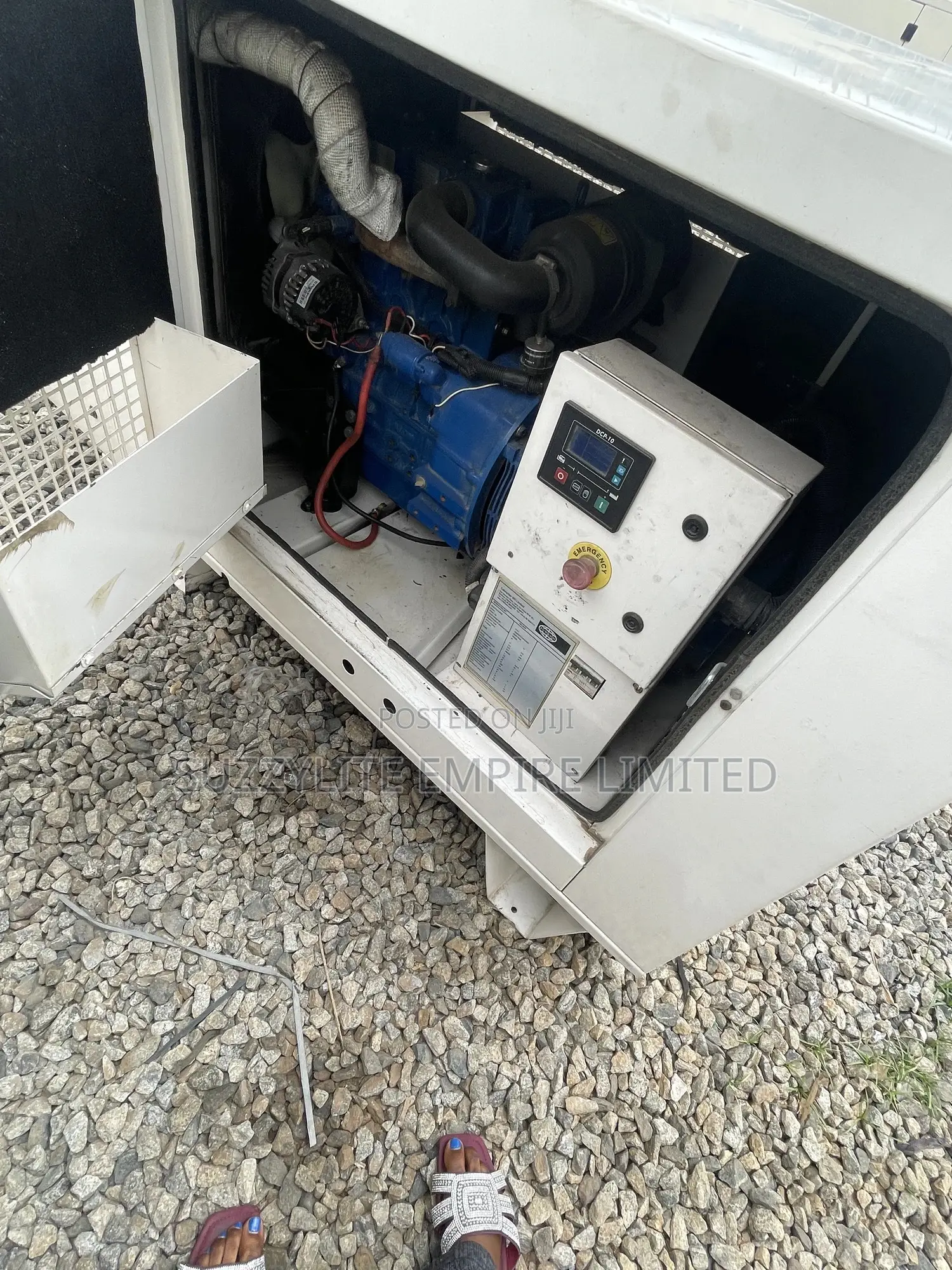 Fg Wilson 16kva Soundproof Perkins Generator