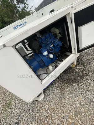 Fg Wilson 16kva Soundproof Perkins Generator