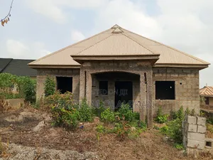 3bdrm Block of Flats in Zone 5, Abeokuta South for Sale
