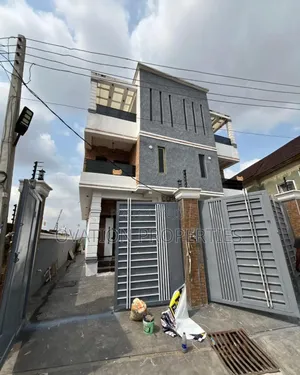 4bdrm Duplex in Ogudu Hra for sale