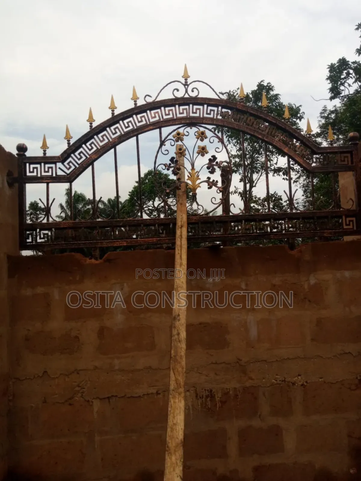 Wronght Iron Fancy Rail