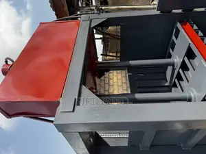 Used 80 Tonnes Baling/Compressing Machine