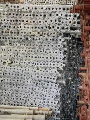 Acrow Props / Pipes