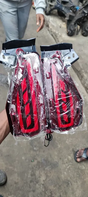 Set Reflector Light Toyota Fortuner