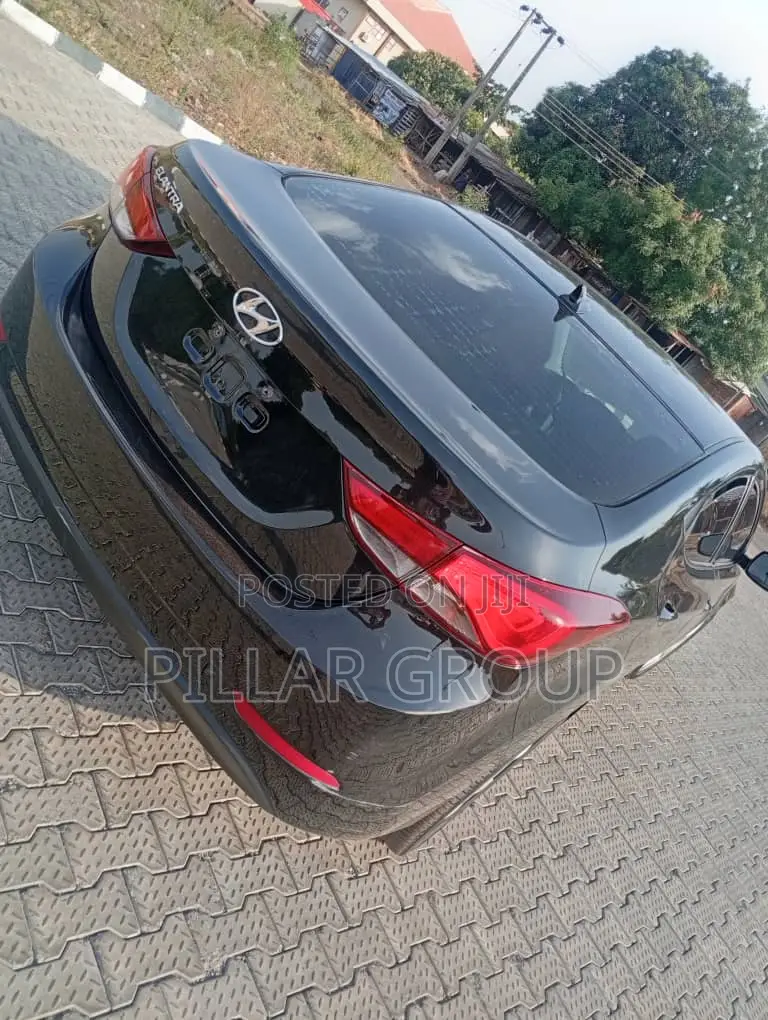 Hyundai Elantra 2014 Black