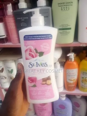 St Ives Smoothing Body Lotion
