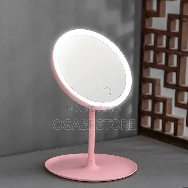 Light-Up Makeup Mirror