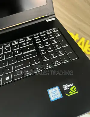 Laptop MSI GS63VR 7RF Stealth Pro 32GB Intel Core I7 SSD 512GB