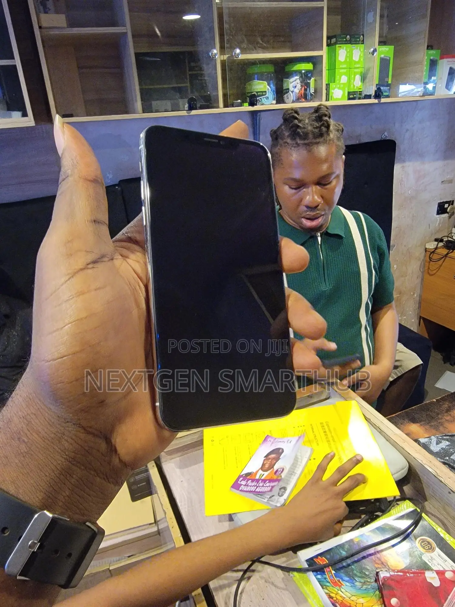 Apple iPhone X 256 GB White