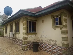 3bdrm Bungalow in Shagari, Akure for sale