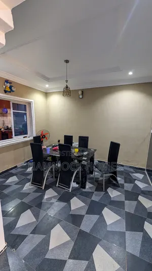 4bdrm Duplex in Bashorun Estate, Akobo for sale
