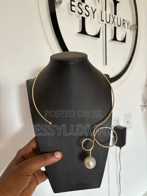 Round Necklace