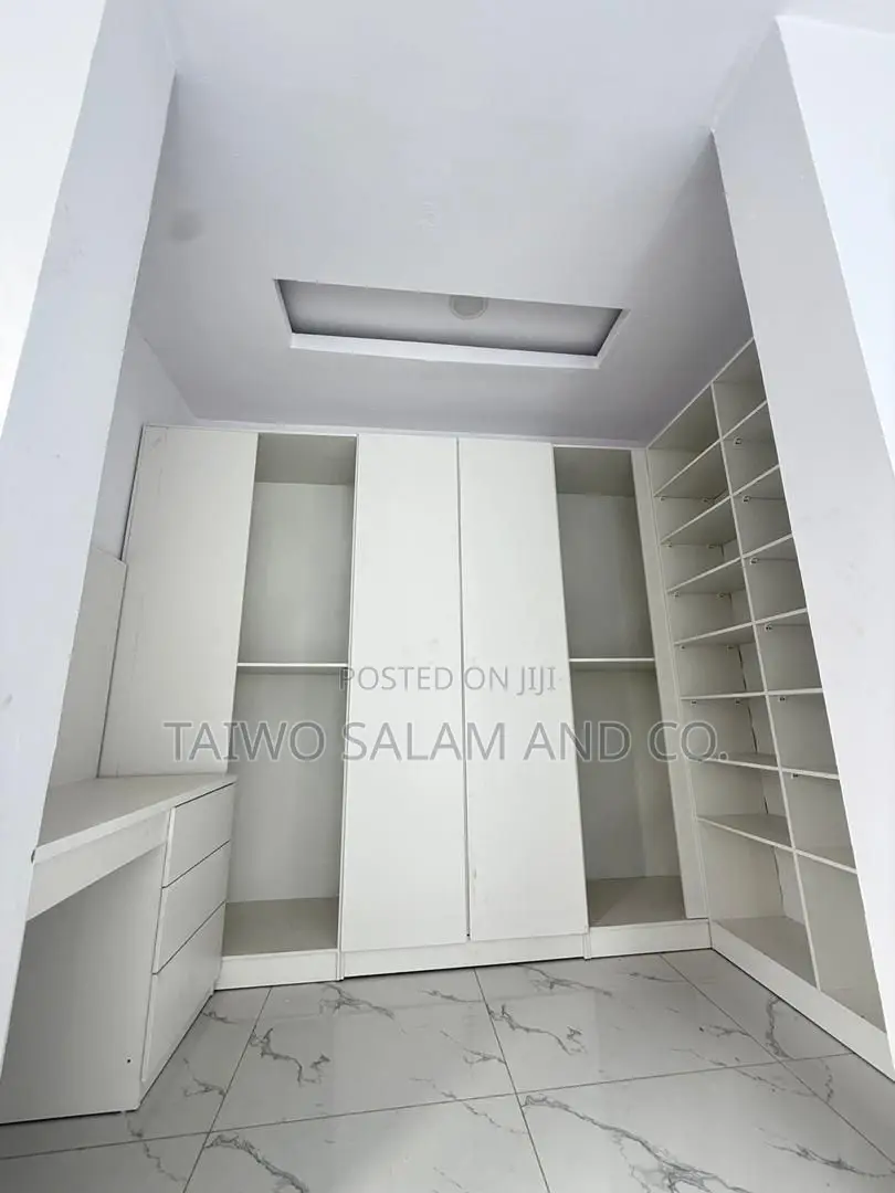 4 Bedroom Duplex
