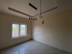 3bdrm Apartment in In A Secured Estate, Galadimawa for sale