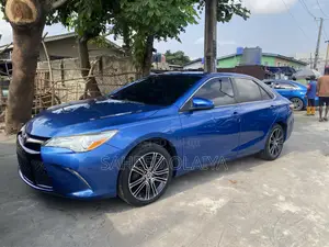Toyota Camry SE w/Special Edition Pkg (2.5L 4cyl 6A) 2016 Blue