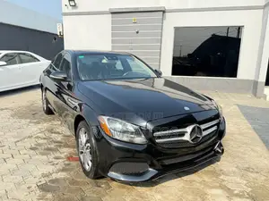 Mercedes-Benz C300 Luxury 4Matic Sedan AWD (2.0L 4cyl 7A) 2016 Black