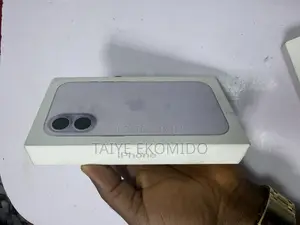 New Apple iPhone 17 256 GB