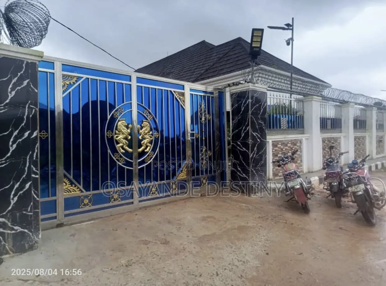 Stainless Gate