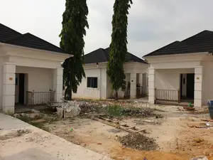 1bdrm Block of Flats in Fertilizer/Glory, New Layout for rent