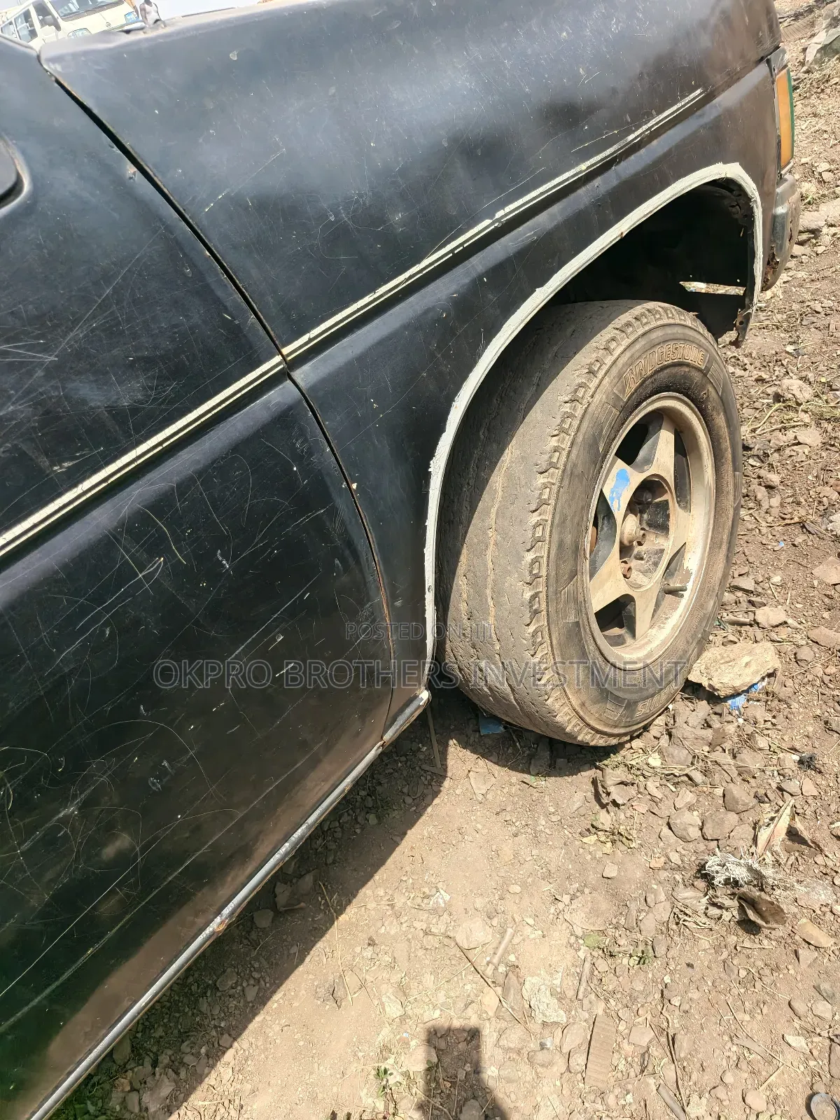 Nissan Pick-Up 1990 Black