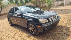 Mercedes-Benz C240 2.6 RWD 2004 Black