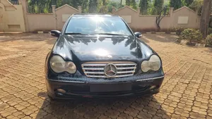 Mercedes-Benz C240 2.6 RWD 2004 Black